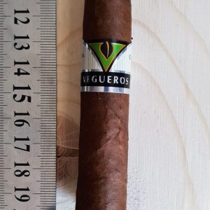 Vegueros Mananitas Cigar – 1 Single Cigar